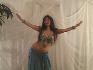 Jehan bellydancing in turquoise costume